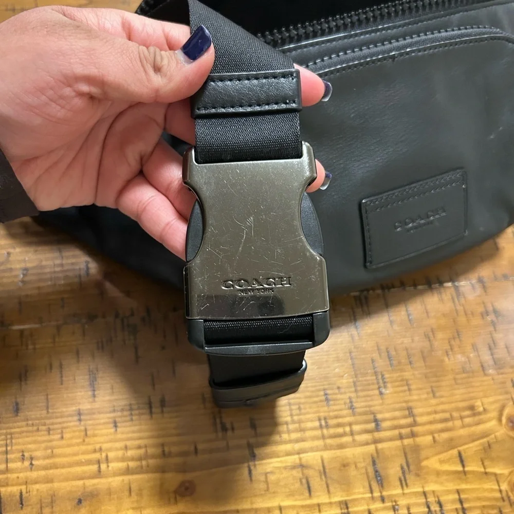 COACH - Track Belt Bag